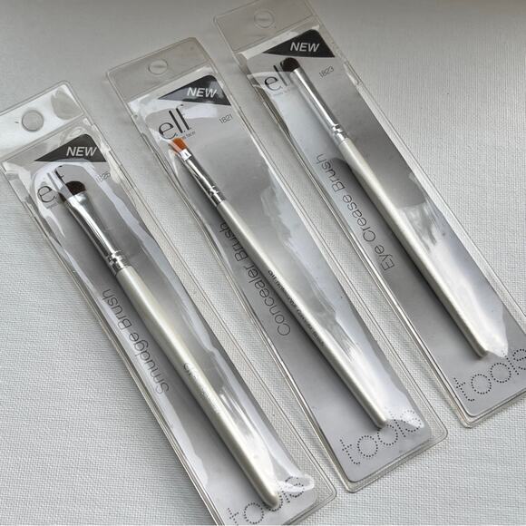 Elf Professional Makeup Brushes  Three Different Styles New in Package - Picture 5 of 12